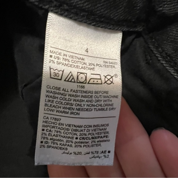 Old Navy Women's Gray Skinny Jeans - Picture 3 of 5